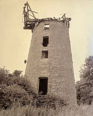 1975