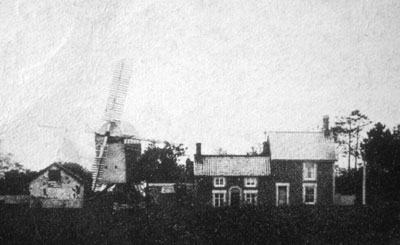 orncett End white postmill c.1910.