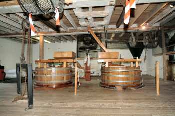 The two working tuns 20th September 2003