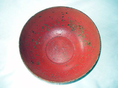 Pulpware bowl used as a sewing bowl in New Zealand
